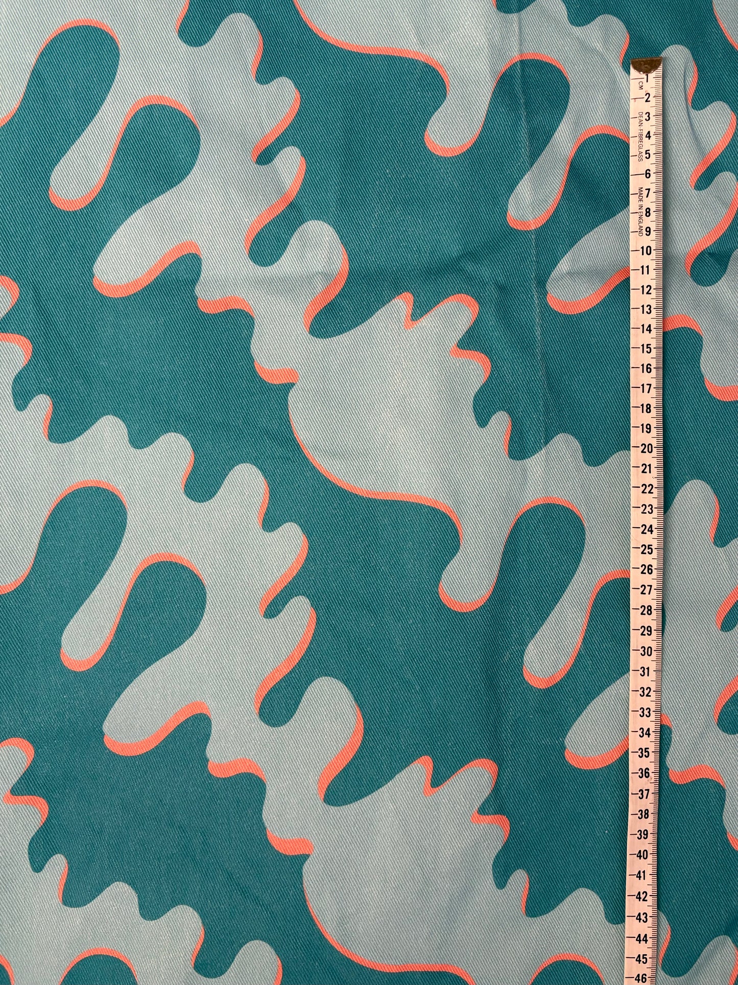 Drypp denimstoff - forhåndsbestiling